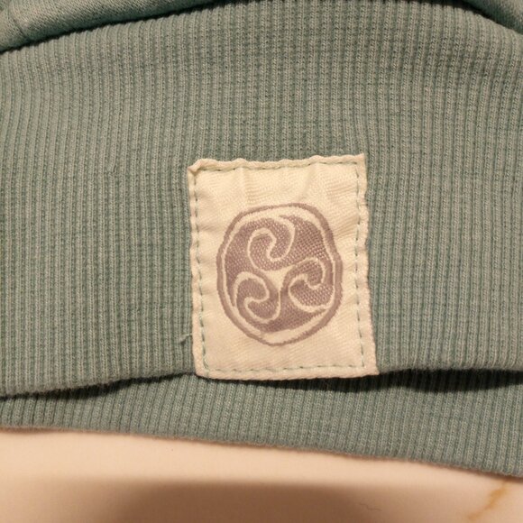New Emerald Isle Hoodie Small - Picture 7 of 7